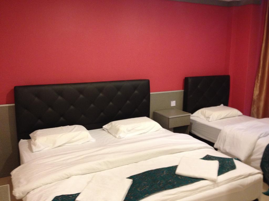 Aero Star Hotel Seremban Room photo