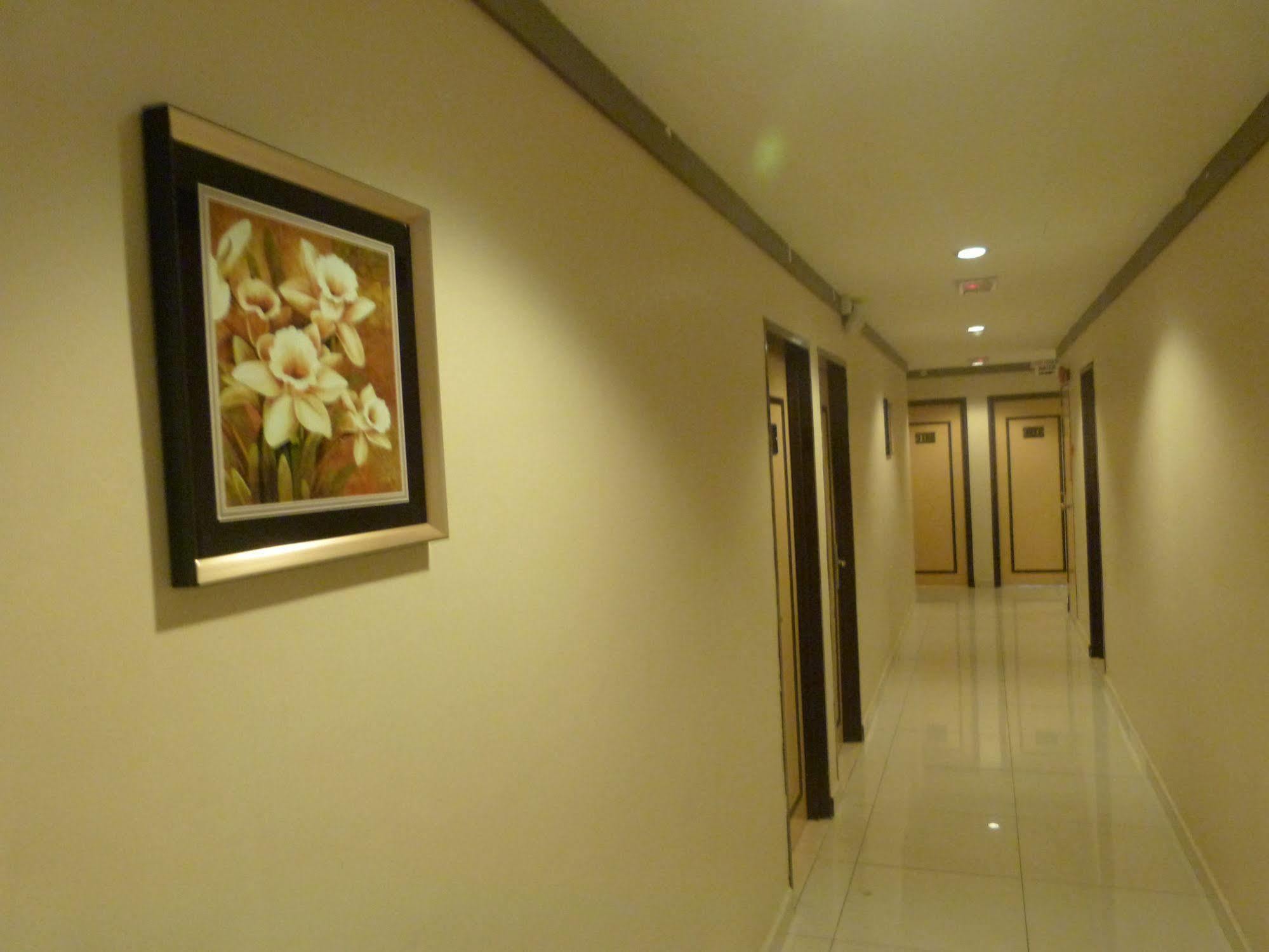 Aero Star Hotel Seremban Exterior photo